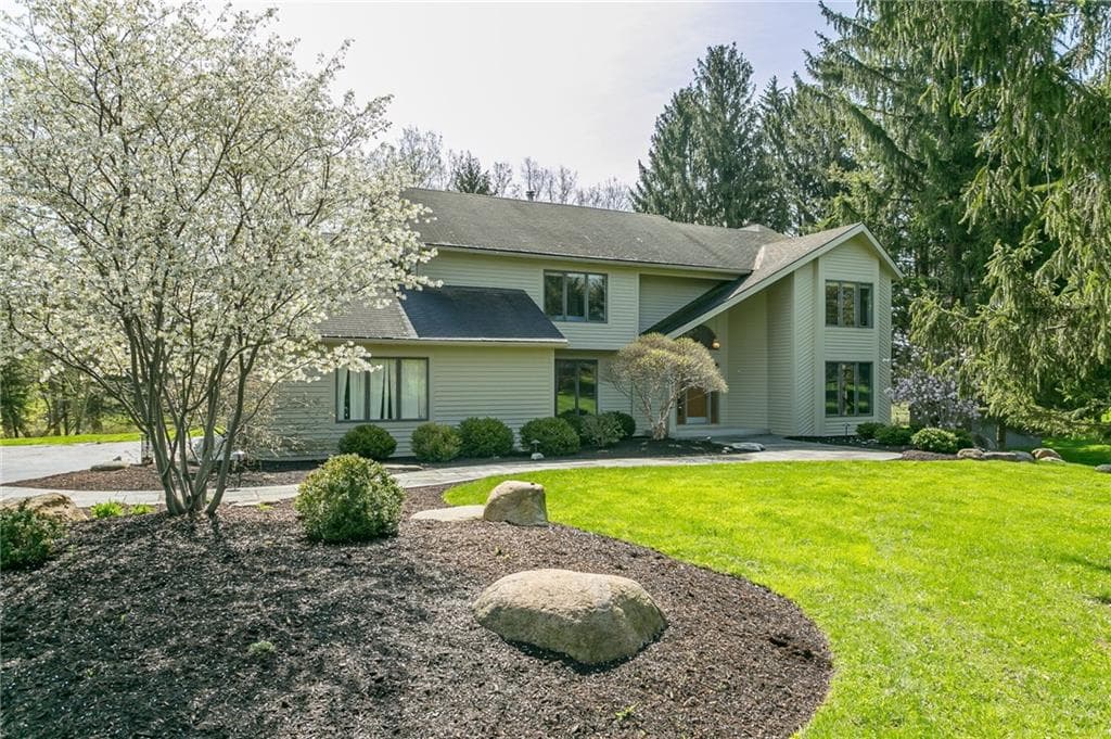 1120 Pittsford Mendon Center Road, Mendon