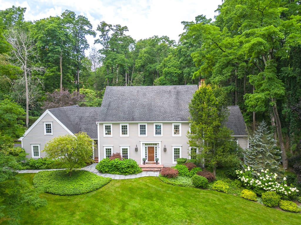 218 Miles Cutting Lane, Pittsford Schools
