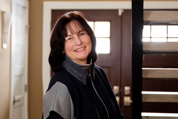 Elaine Dancy, Licensed Sales Associate