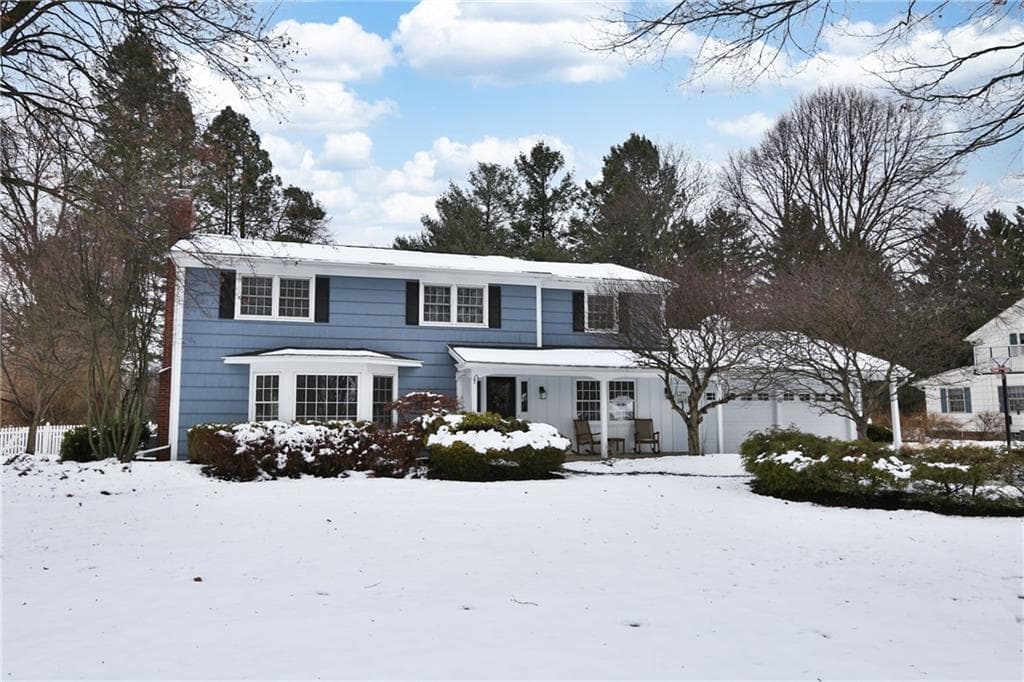 10 Van Cortland Drive, Pittsford