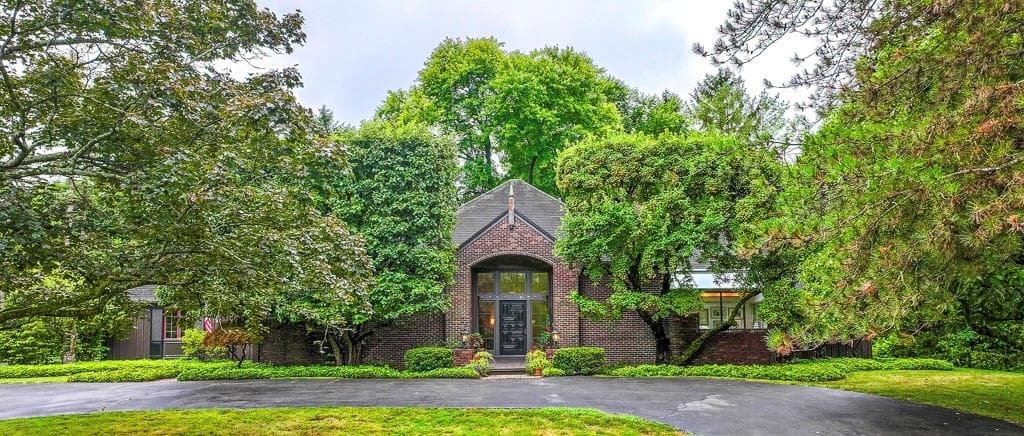 50 Whitestone Lane, Brighton