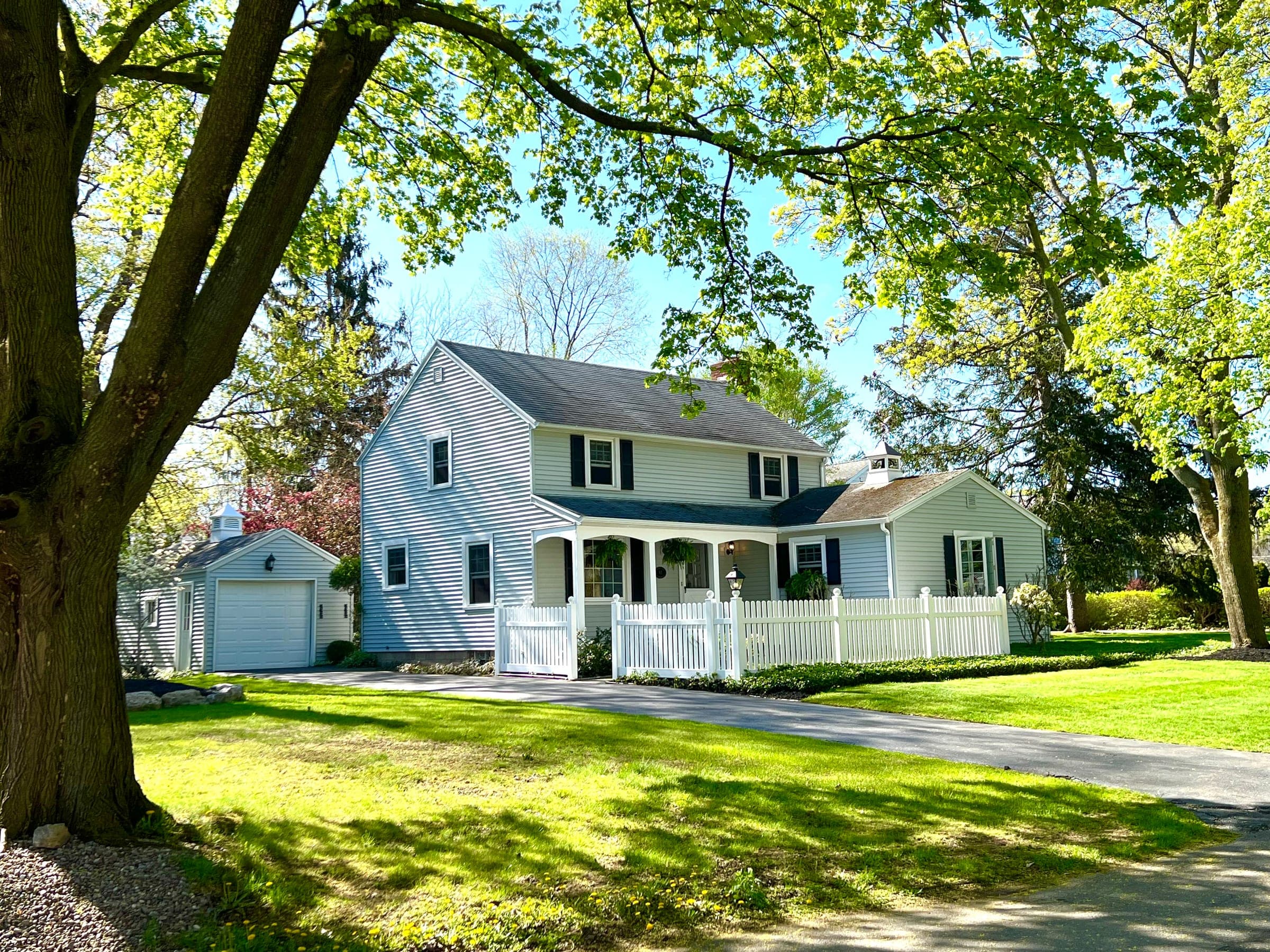 92 Briar Lane, Irondequoit