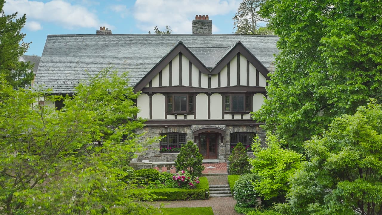 2615 East Avenue, Brighton