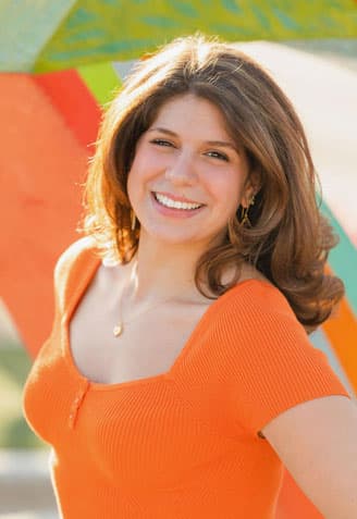 Lily Cole Glaser, Trained Sales Associate