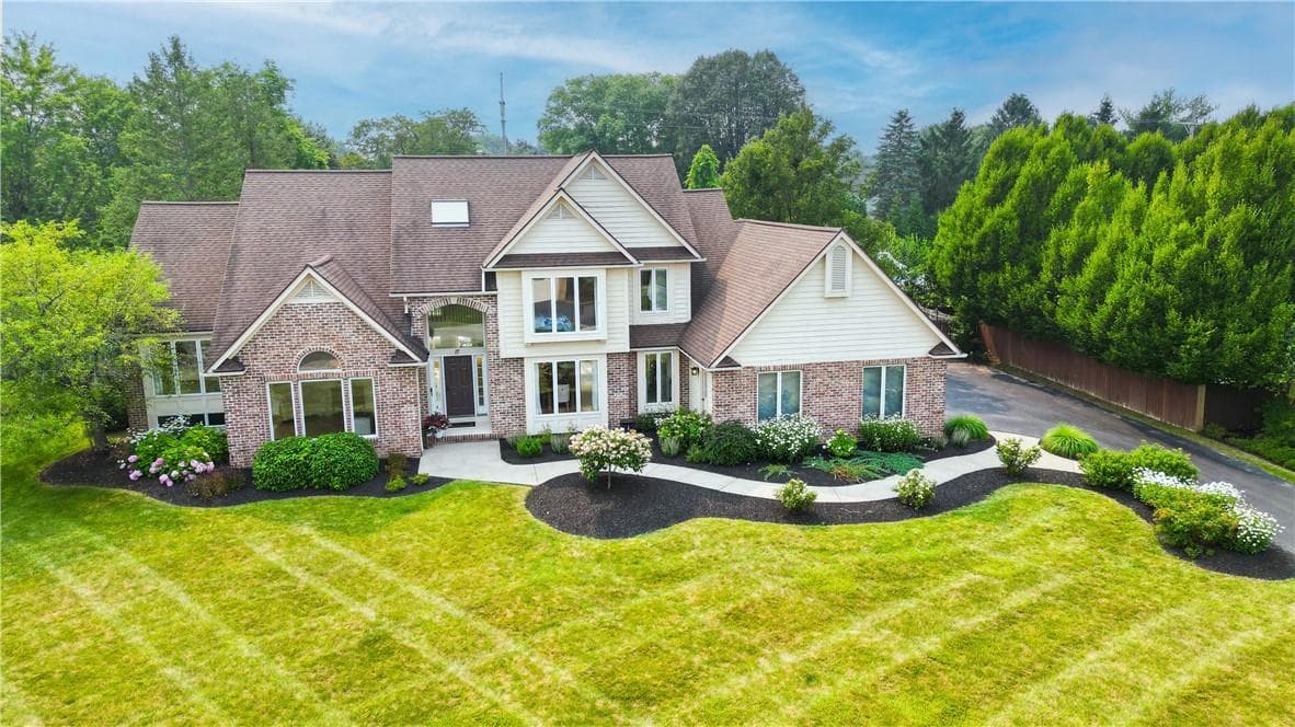 17 Muirfield Court, Pittsford