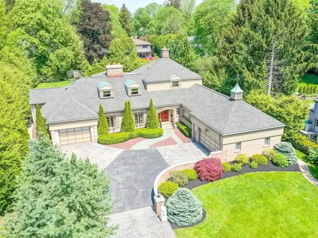270 Ambassador Drive, Brighton
