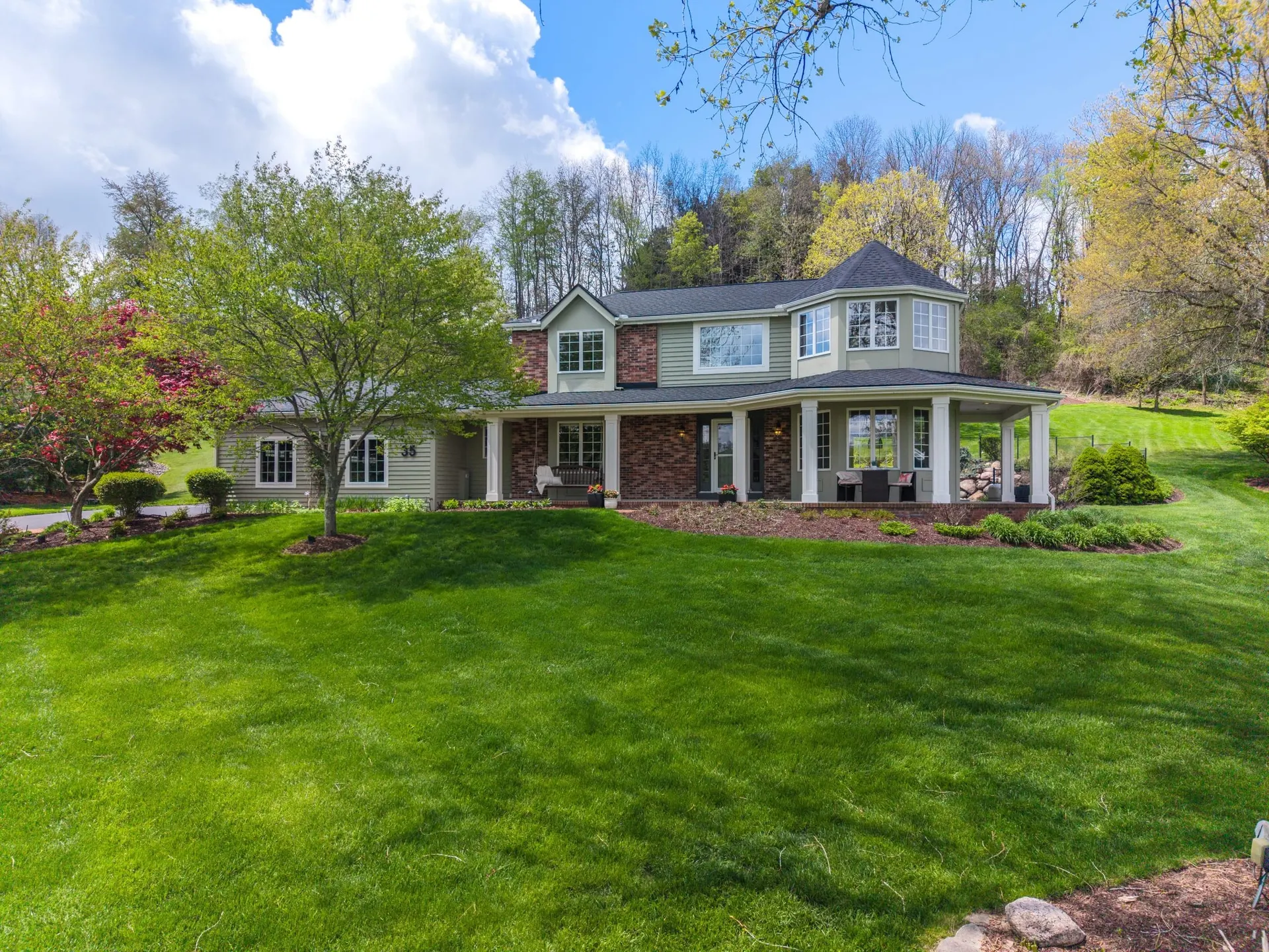 35 Thunder Ridge Drive, photo 3