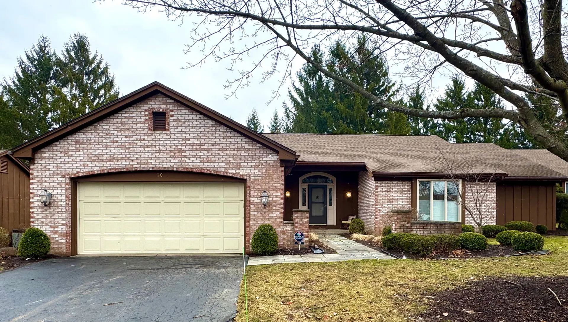 20 Tobey Brook, Pittsford